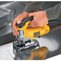 Электролобзик DeWalt DW331KT-QS (с кейсом) - Изображение №11 — Chaika Market