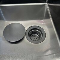 Кухонная мойка Roxen Simple 560220-70B PVD графит (с коландером и дозатором) - Изображение №9 — Chaika Market