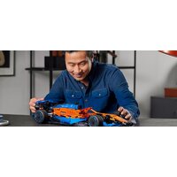Конструктор LEGO Technic 42141 Гоночный автомобиль McLaren Formula 1 - Изображение №12 — Chaika Market