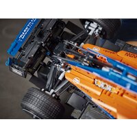 Конструктор LEGO Technic 42141 Гоночный автомобиль McLaren Formula 1 - Изображение №6 — Chaika Market