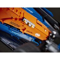 Конструктор LEGO Technic 42141 Гоночный автомобиль McLaren Formula 1 - Изображение №3 — Chaika Market