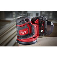 Эксцентриковая шлифмашина Milwaukee M18 BOS125-502B 4933464229 (с 2-мя АКБ, сумка) - Изображение №5 — Chaika Market