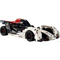 Конструктор LEGO Technic 42137 Formula E Porsche 99X Electric - Изображение №6 — Chaika Market