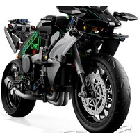 Конструктор LEGO Technic 42170 Мотоцикл Kawasaki Ninja H2R - Изображение №4 — Chaika Market