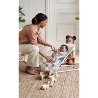 Шезлонг BabyBjorn Bliss 3D Jersey 0061.87 (light beige) - Изображение №10 — Chaika Market