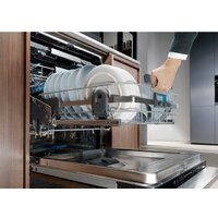 Встраиваемая посудомоечная машина Electrolux 900 ComfortLift EEC87400W - Изображение №8 — Chaika Market
