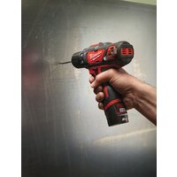 Дрель-шуруповерт Milwaukee M12 BDD-202C 4933441915 (с 2-мя АКБ, кейс) - Изображение №5 — Chaika Market