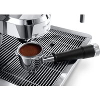 Рожковая кофеварка DeLonghi La Specialista EC 9335.M - Изображение №10 — Chaika Market