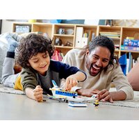 Конструктор LEGO Minions 75547 Миньоны тренировочный полет - Изображение №9 — Chaika Market