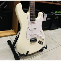 Электрогитара Fabio ST100 WH - Изображение №5 — Chaika Market