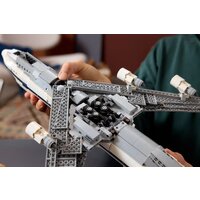 Конструктор LEGO Icons 10360 Самолет-носитель и Шаттл - Изображение №14 — Chaika Market