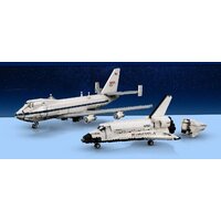 Конструктор LEGO Icons 10360 Самолет-носитель и Шаттл - Изображение №10 — Chaika Market