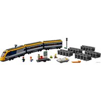 Конструктор LEGO City 60197 Пассажирский поезд - Изображение №3 — Chaika Market