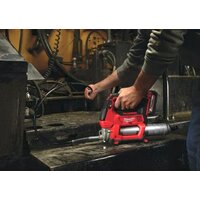 Пистолет для герметика Milwaukee M18 GG-201C 4933440490 - Изображение №7 — Chaika Market