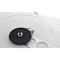 Виниловый проигрыватель Rega Planar 3 (белый) - Изображение №2 — Chaika Market