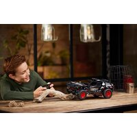 Конструктор LEGO Technic 42160 Audi RS Q e-tron - Изображение №8 — Chaika Market