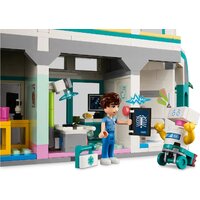 Конструктор LEGO Friends 42621 Городская больница Хартлейк - Изображение №5 — Chaika Market