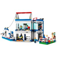 Конструктор LEGO City 60372 Полицейская тренировочная академия - Изображение №2 — Chaika Market
