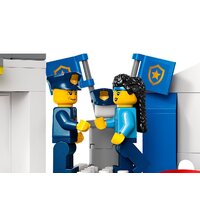 Конструктор LEGO City 60372 Полицейская тренировочная академия - Изображение №12 — Chaika Market