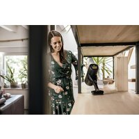 Пылесос Karcher VC 6 Cordless ourFamily Battery Plus 1.198-677.0 - Изображение №3 — Chaika Market