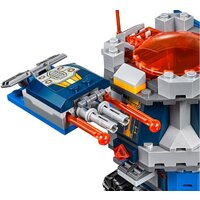 Конструктор LEGO Nexo knights 70322 Башенный тягач Акселя - Изображение №9 — Chaika Market