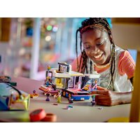 Конструктор LEGO Friends 42619 Автобус для туров поп-звезд - Изображение №11 — Chaika Market