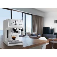 Рожковая кофеварка DeLonghi Active Line ECP 33.21.W - Изображение №5 — Chaika Market
