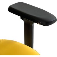 Игровое (геймерское) кресло Evolution Nomad PRO Cyberpunk Bloodhound (черный/желтый) - Изображение №10 — Chaika Market