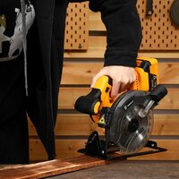 Дисковая (циркулярная) пила Deko DKCS20DA 085-1155 (с 1-им АКБ) - Изображение №6 — Chaika Market