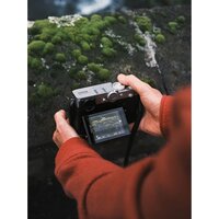 Фотоаппарат Fujifilm GFX100RF (серебристый) - Изображение №21 — Chaika Market