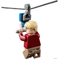 Конструктор LEGO Ideas 21330 Один дома - Изображение №10 — Chaika Market