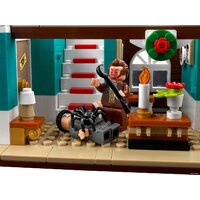 Конструктор LEGO Ideas 21330 Один дома - Изображение №32 — Chaika Market