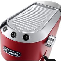 Рожковая кофеварка DeLonghi Dedica EC 685.R - Изображение №3 — Chaika Market