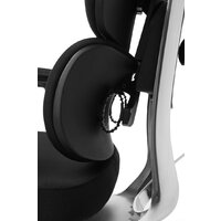 Игровое (геймерское) кресло Jiqiao R6001-ПЧ (черный/черный) - Изображение №6 — Chaika Market