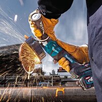 Угловая шлифмашина Makita GA050GZA (с 1-им АКБ) - Изображение №3 — Chaika Market