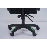 Игровое (геймерское) кресло Calviano 1584 (велюр, черный/зеленый) - Изображение №7 — Chaika Market