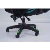 Игровое (геймерское) кресло Calviano 1584 (велюр, черный/зеленый) - Изображение №5 — Chaika Market