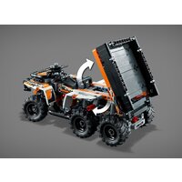 Конструктор LEGO Technic 42139 Внедорожный грузовик - Изображение №6 — Chaika Market