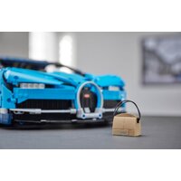 Конструктор LEGO Technic 42083 Bugatti Chiron - Изображение №14 — Chaika Market