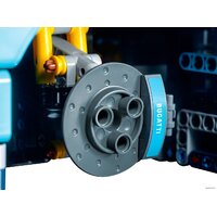 Конструктор LEGO Technic 42083 Bugatti Chiron - Изображение №7 — Chaika Market