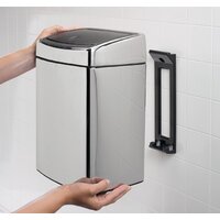 Мусорное ведро Brabantia Touch Bin 10 л (стальной полированный) - Изображение №8 — Chaika Market