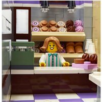 Конструктор LEGO Creator 10278 Полицейский участок - Изображение №24 — Chaika Market