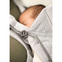 Рюкзак-переноска BabyBjorn One Air Mesh (серебристый) - Изображение №6 — Chaika Market