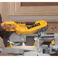 Торцовочная пила DeWalt DWS780 - Изображение №35 — Chaika Market