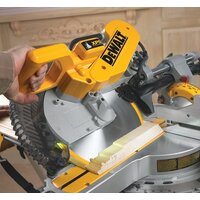Торцовочная пила DeWalt DWS780 - Изображение №14 — Chaika Market