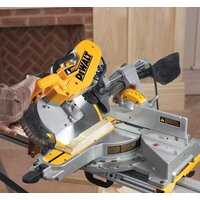 Торцовочная пила DeWalt DWS780 - Изображение №13 — Chaika Market