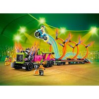 Конструктор LEGO City 60357 Трюковый грузовик и огненное кольцо - Изображение №2 — Chaika Market