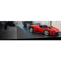 Конструктор LEGO Technic 42143 Ferrari Daytona SP3 - Изображение №2 — Chaika Market