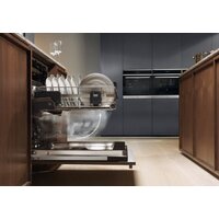 Встраиваемая посудомоечная машина Electrolux 900 ComfortLift KECA7400W - Изображение №7 — Chaika Market