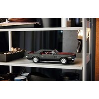 Конструктор LEGO Icons 10304 Chevrolet Camaro Z28 - Изображение №9 — Chaika Market